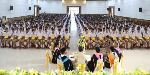 พิธีมอบใบประกาศนียบัตรและปัจฉิมนิเทศนักเรียนสำเร็จการศึกษา ประจำปีการศึกษา 2567